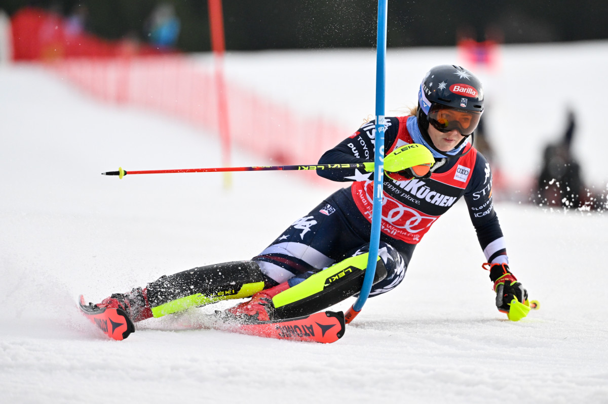 Mikaela Shiffrin Wins Slalom Again, Overall World Cup Title in Reach